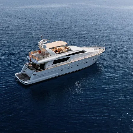 Sanlorenzo Sl Deluxe Motoryacht Úszó hotel *